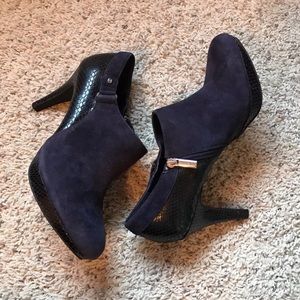 Bandolier Blue Suede Ankle Career Boots Size 9 1/2